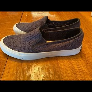 Sperry Top Sider Navy New without box size 5